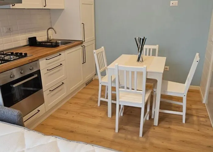 Holiday Home Pesaro Lägenhet